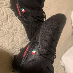 Size 10 - Nike Phantom Luna 2 Elite FG Black Deep Jungle Cleat FJ2572-002