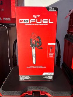 New Milwaukee M18 Fuel chainsaw 14 inches no less than 180 firm