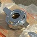 Locking knock offs all chrome for wire wheels