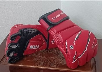 Boxing Gloves MMA #M leather $15