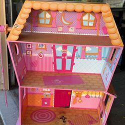 Dollhouse, Dolls  and Accessories 