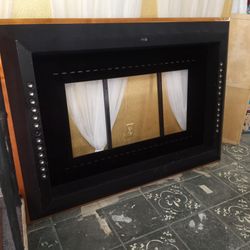 Wood Frame TV Mount With Speakers On Both Sides Top And Bottom Holds 55 Inch TV