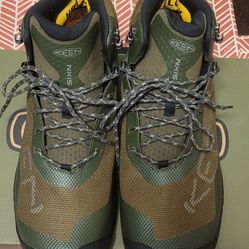 KEEN Size 13 Hiking Boot