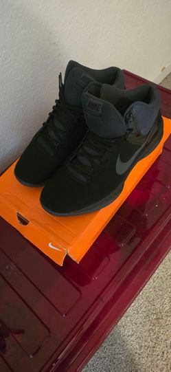 Nike Men's 11 M Air Visi Pro 6 Nubuck Basketball Shoe in 'Black Anthracite'