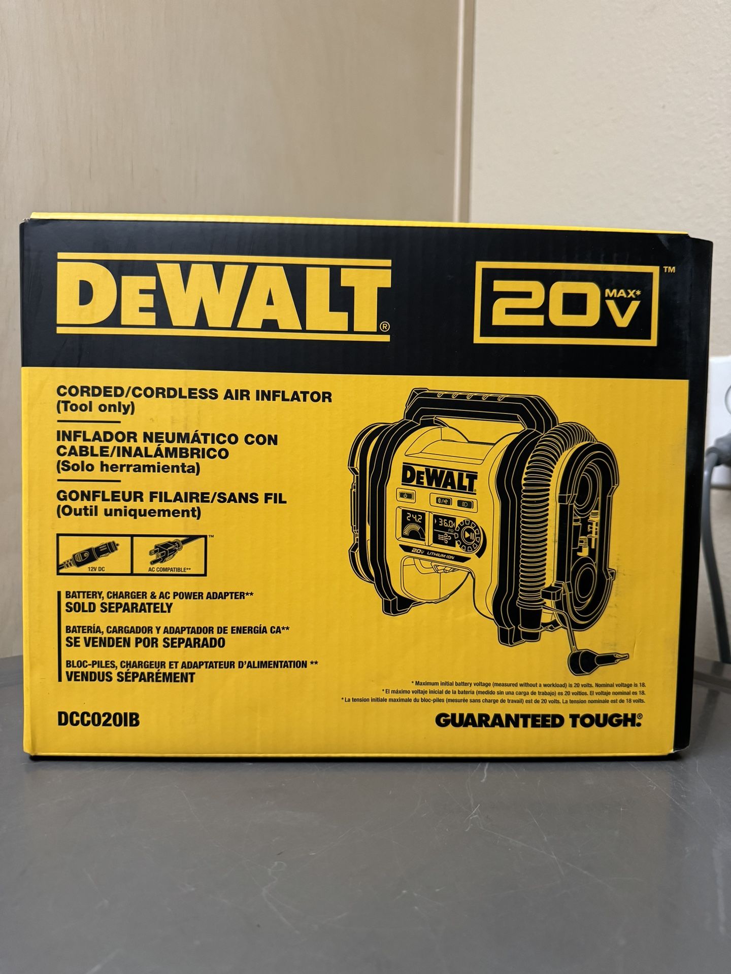 Dewalt 20V MAX Cordless Electric Portable Inflator (Tool Only