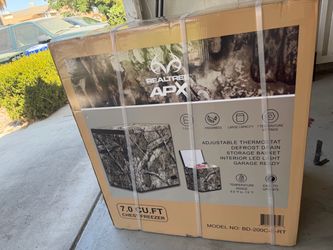 Freezer APX 7.0 Cu Ft Chest
