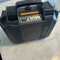 Pelican V100 Hard Case W Foam