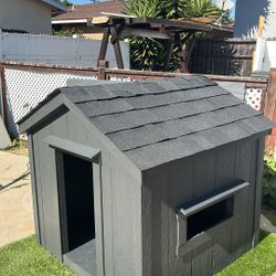 Dog House/ Casa Para Perros 
