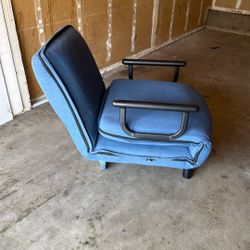 Adjustable Chair 