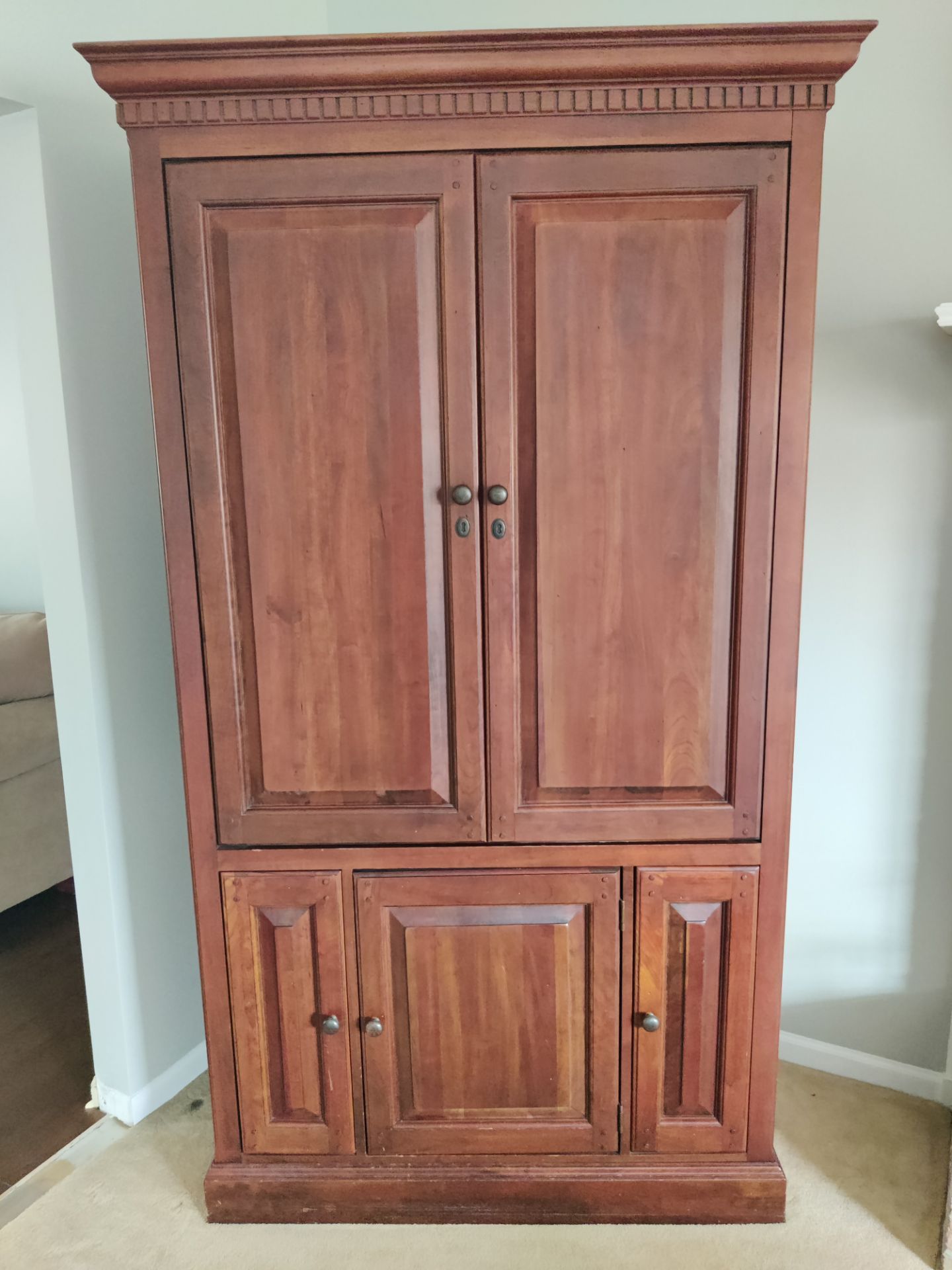 Hooker Furniture Armoire/Entertainment Center Beautiful Solid Cherry