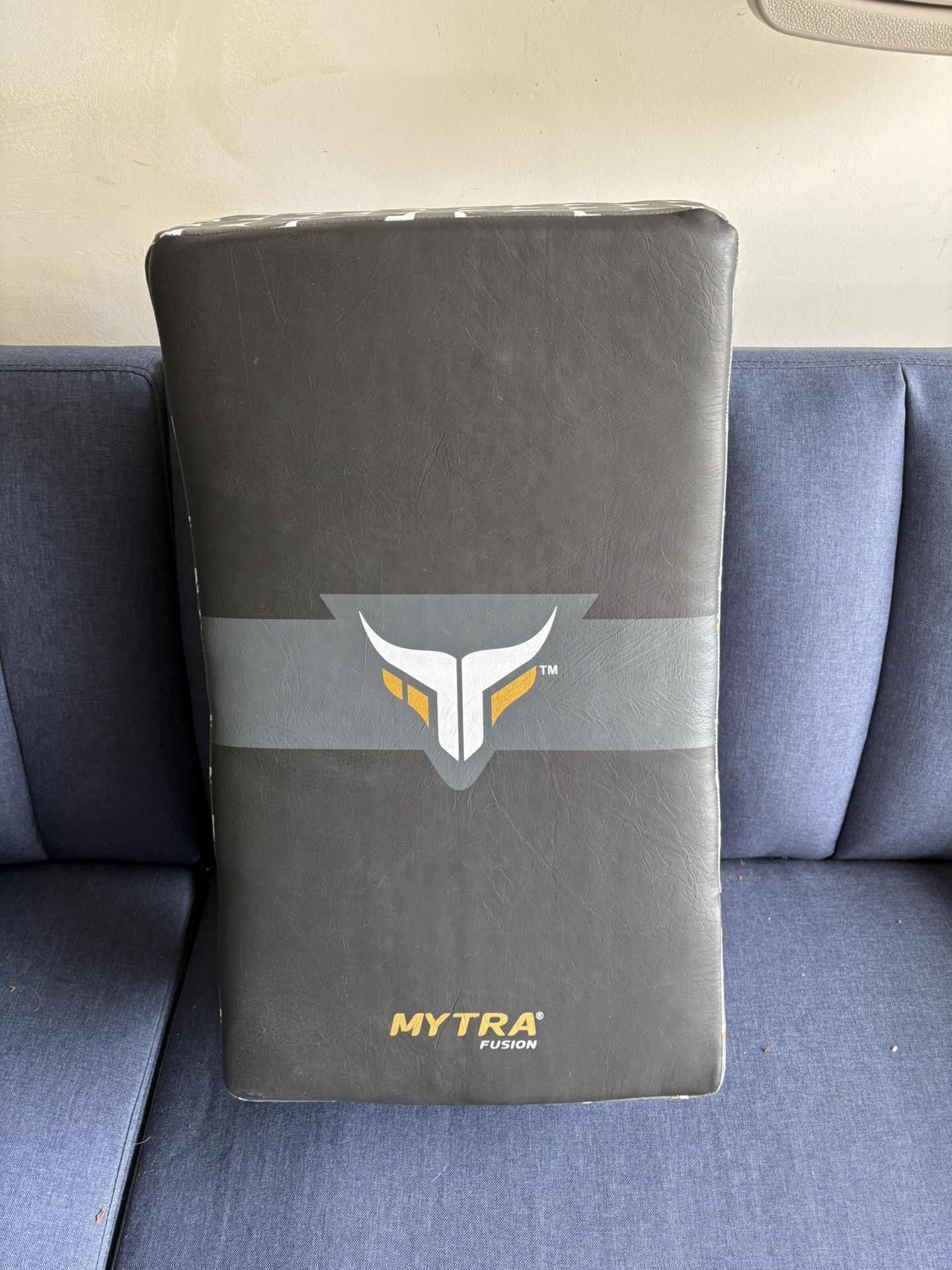 Mytra Fusion Strike Shield – Excellent Condition