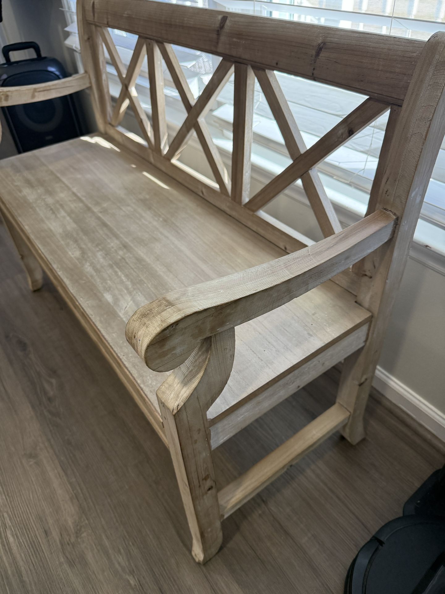 Solid Wood Farmhouse Entryway Bench - Rustic Style