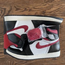 Jordan 1 High Gym Red - 11 & 12 M