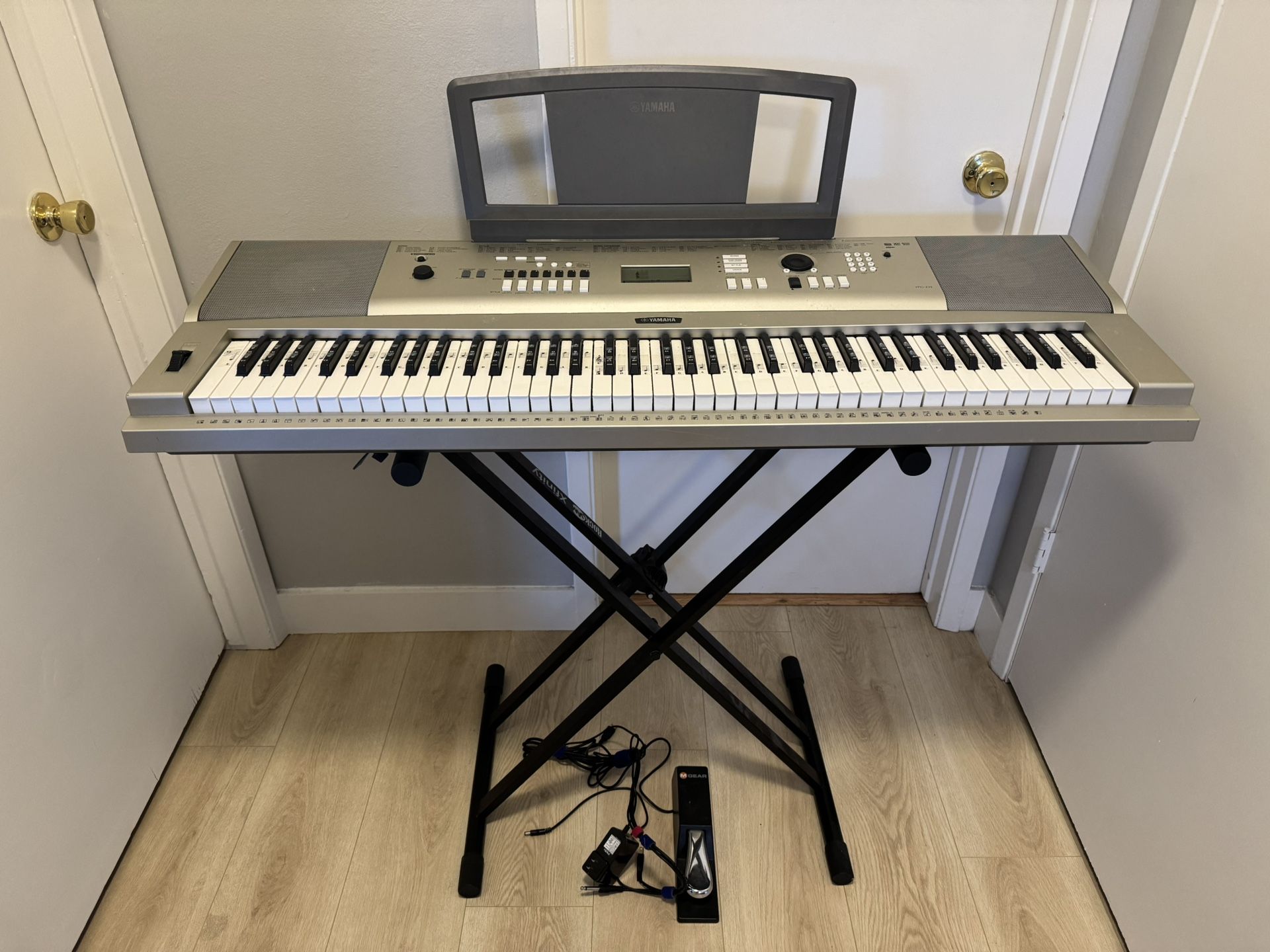 Yamaha YPG-235 76-key Portable Grand Piano