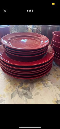Red plate set