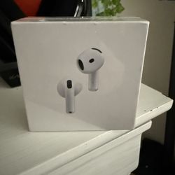Apple AirPods (4th Generation) Wireless Earbuds with Active Noise Cancellation