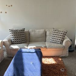 FREE COUCHES SOFA