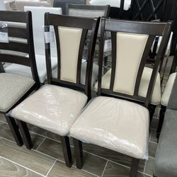 2 Dining Chairs Brown 