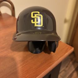 MLB San Diego Padres 1970s style mini helmet