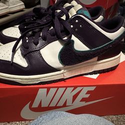 Nike Dunks 