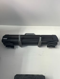 Thule Roof Rack Crossbars with Ski/Snowboard Carrier