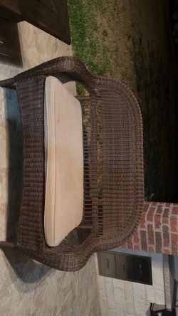 Outdoor Wicker Lounge Chair with Cushion