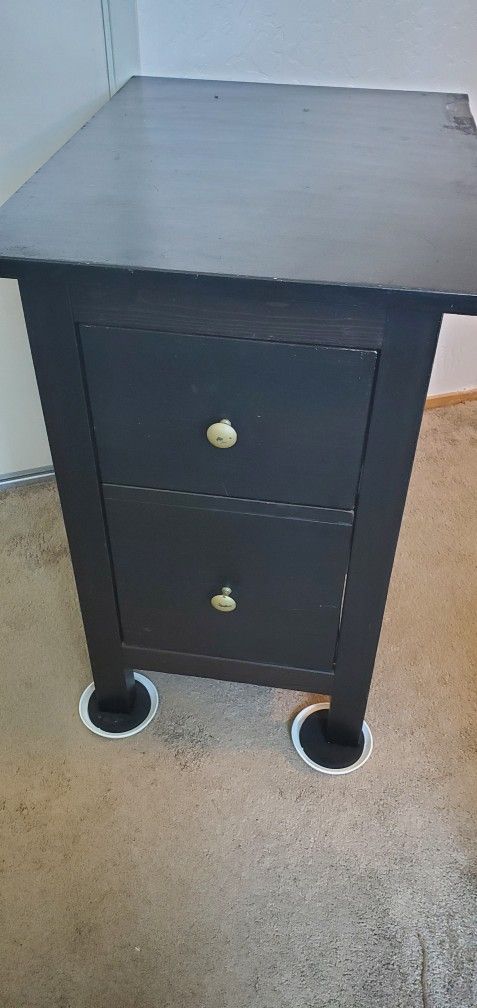 Drawers/ Small Side Cabinet