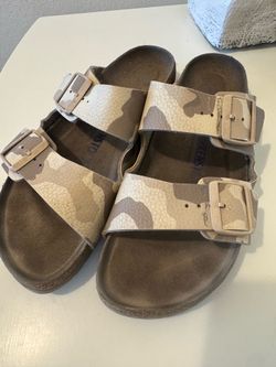 Birkenstock Men’s Arizona Camo Sandals Sz 10 (41)