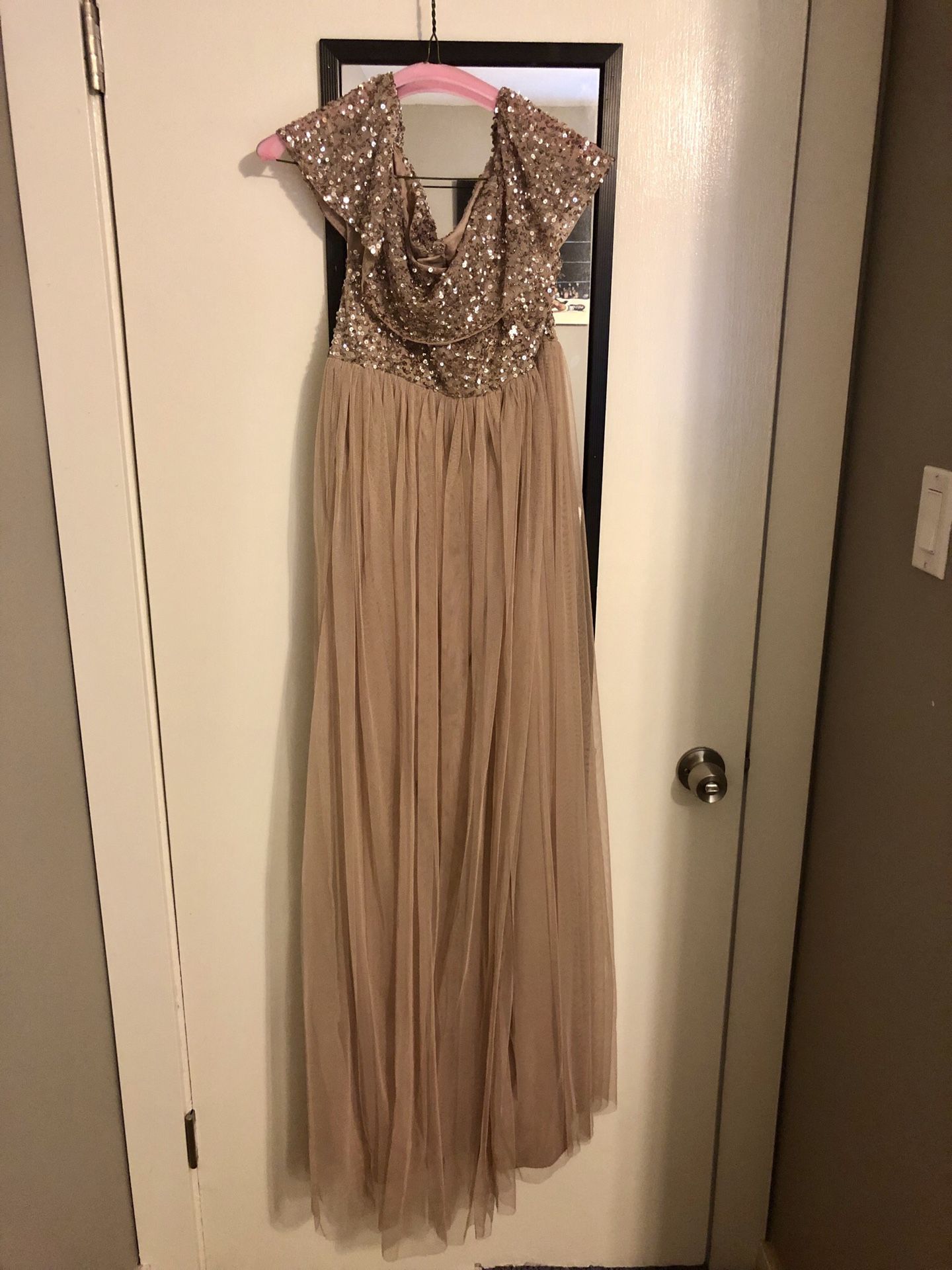 Off-the-shoulder gold maternity bridesmaid dress