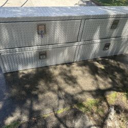 (2) WeatherGuard BOXES-CAJAS (90x16x13) 🛻🔑