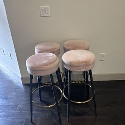 4 Bar Stools
