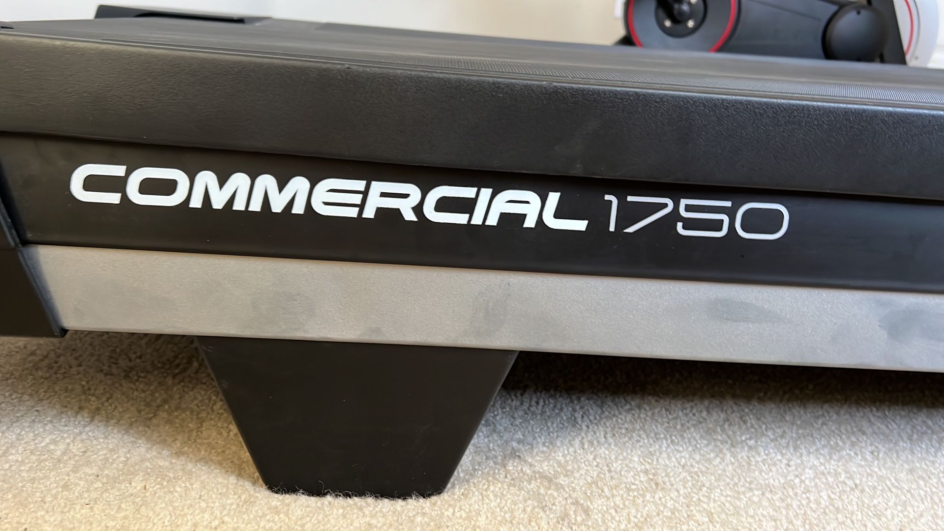 Nordictrack Commercial 1750 Smart Treadmill