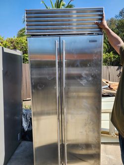 SUB ZERO Fridge