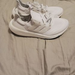 Adidas Ultraboost Light