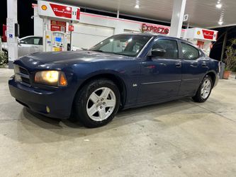 2006 Dodge charger SXT… low miles