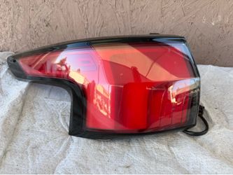2023 - 2025 TOYOTA SEQUOIA TRD PRO DRIVER SIDE - LEFT SIDE TAIL LIGHT