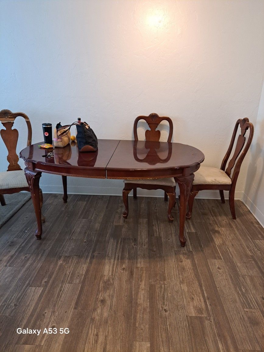 Cherry Oat Table W/extender For Middle