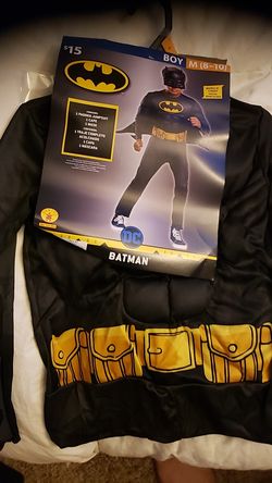 Batman Costume size 8-10 boys...