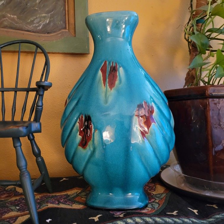 Set Of 2 Vintage Vases Blue Statement Pieces