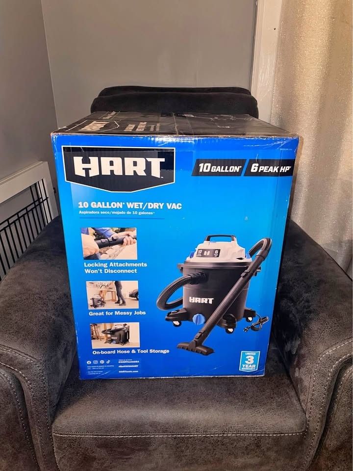 10 Gallon 6 Peak HP Poly Wet/Dry Vacuum