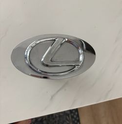 BEAUTIFUL LEXUS CHROME 2 “ RECEIVER LIKE NEW!!