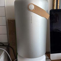 Air purifier - molekule