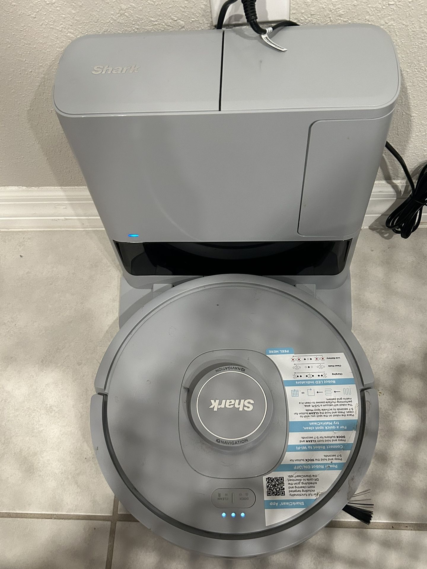 Shark IQ Robot And iRobot Jet M6