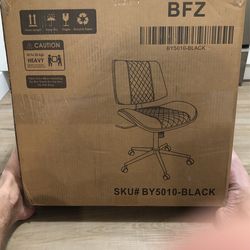 Black Leather Desk Chair