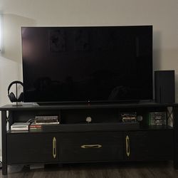 Tv Stand In PERFECT Condition 