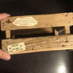 Restaurant condiment holder