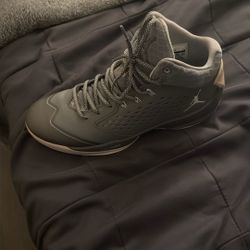 Basketball/Volleyball Shoes