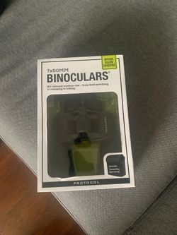 Binoculars with travel bag