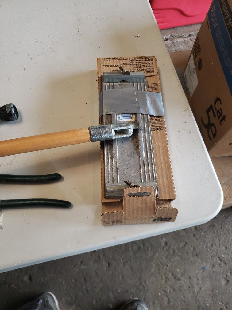 Swivel Head Pole Drywall Sander