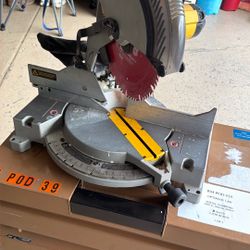 Dewalt Saw Miter 12 Inch Single Used 